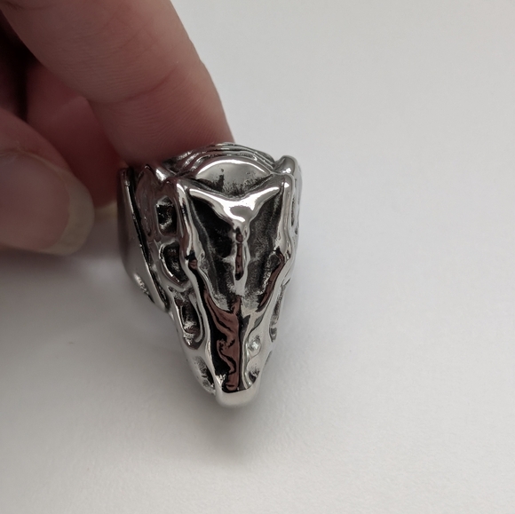 Silver Dinadour Men's Ring